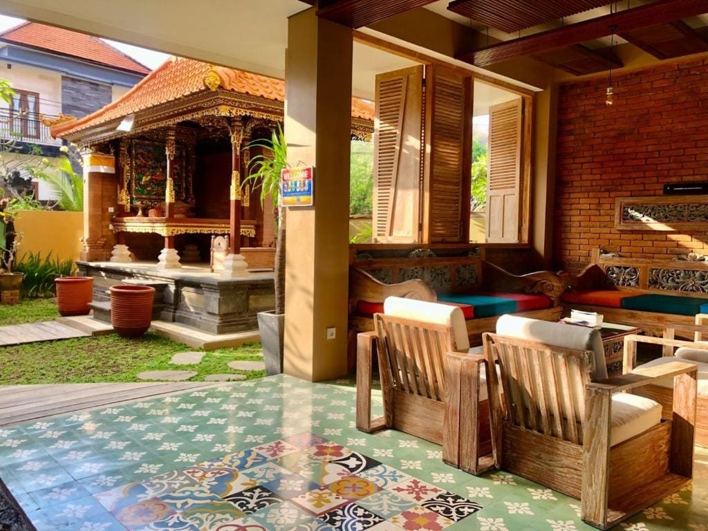 Bukawa Lodge Jimbaran Bali boutique lodge with tropical design and pool