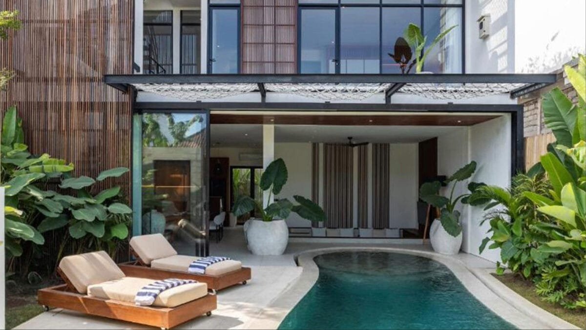 Everyday life of people living in Bali long-term